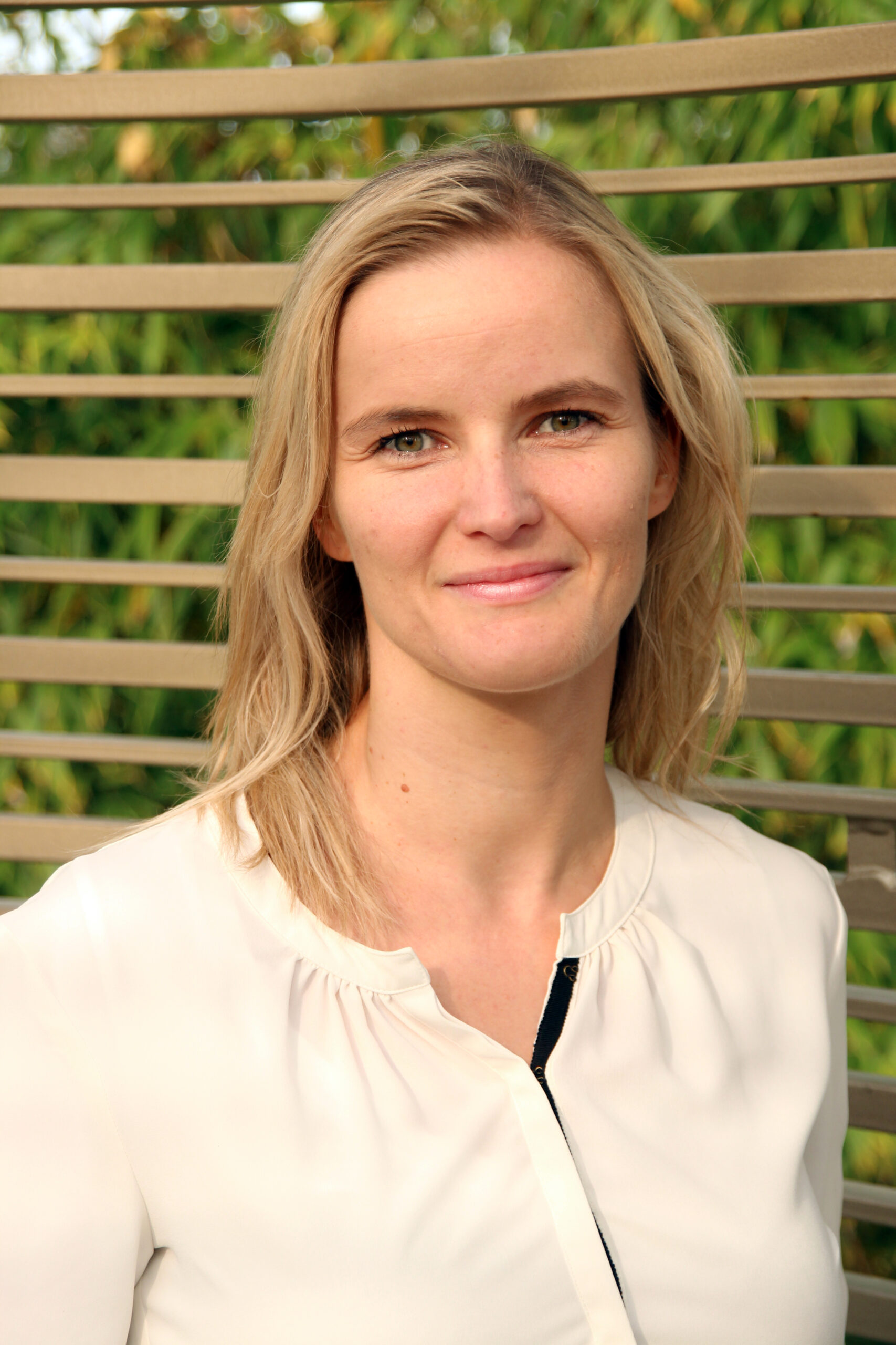 Nadine Pniok - Contract und Claim Management